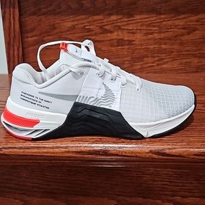 Nike women's Metcon 8